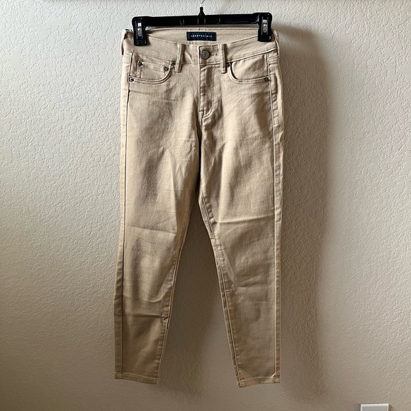 Aeropostale Denim - Aeropostale Stretchy High-Rise Legging Jeans | Size 0 | Beige
